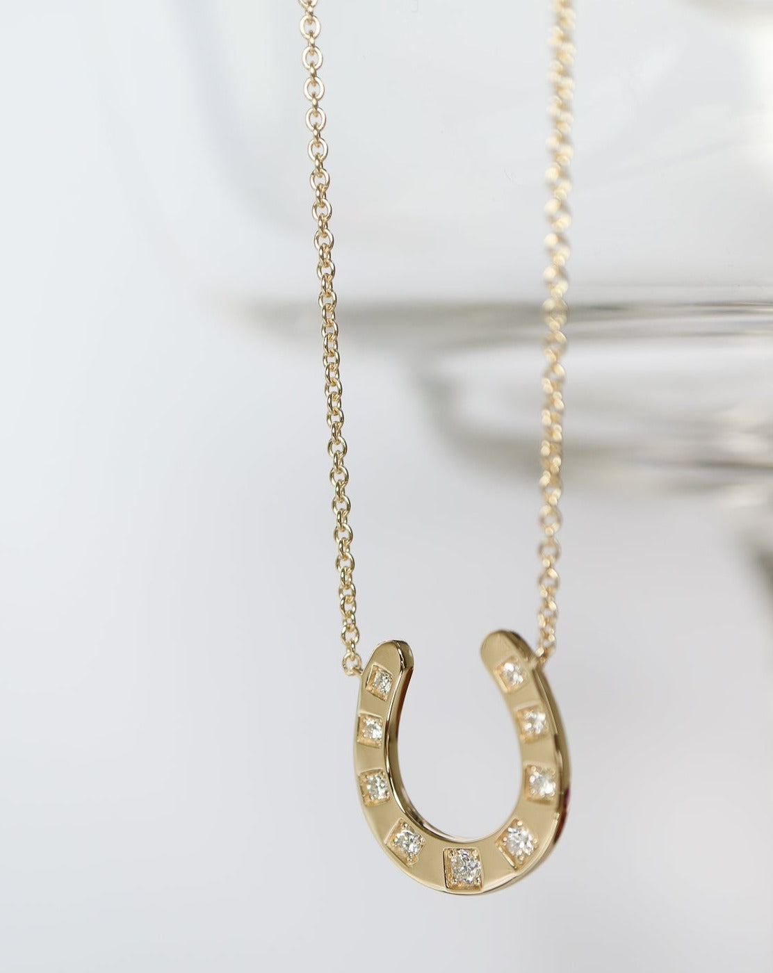 9kt gold and lab grown diamond horseshoe luck pendant necklace