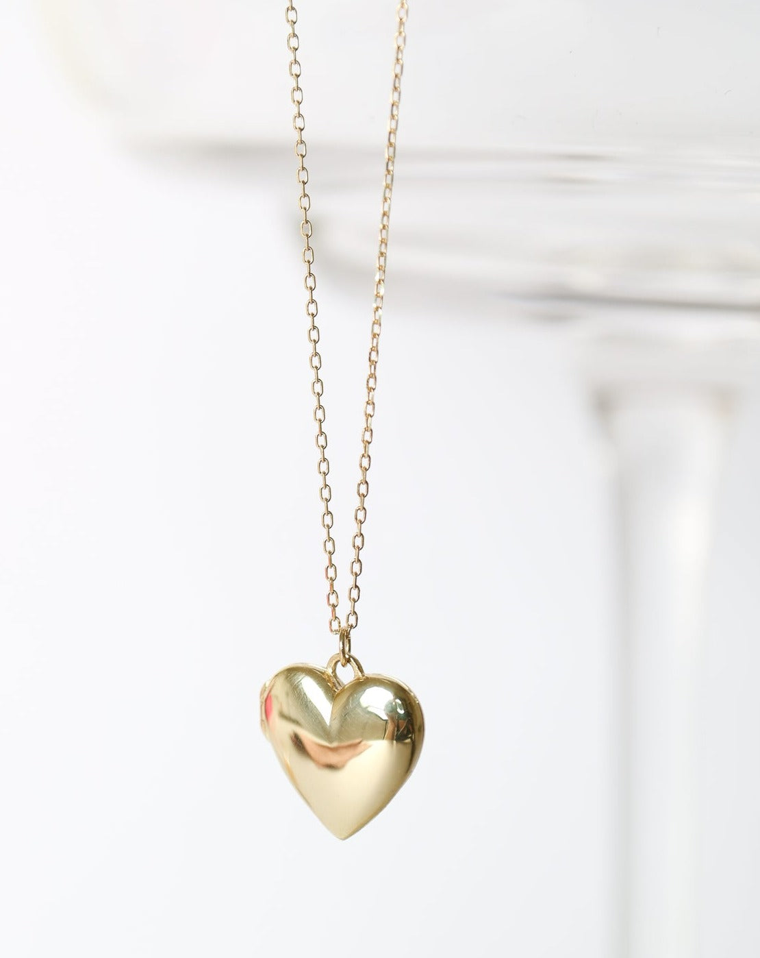 9kt gold Heart Locket – Collective