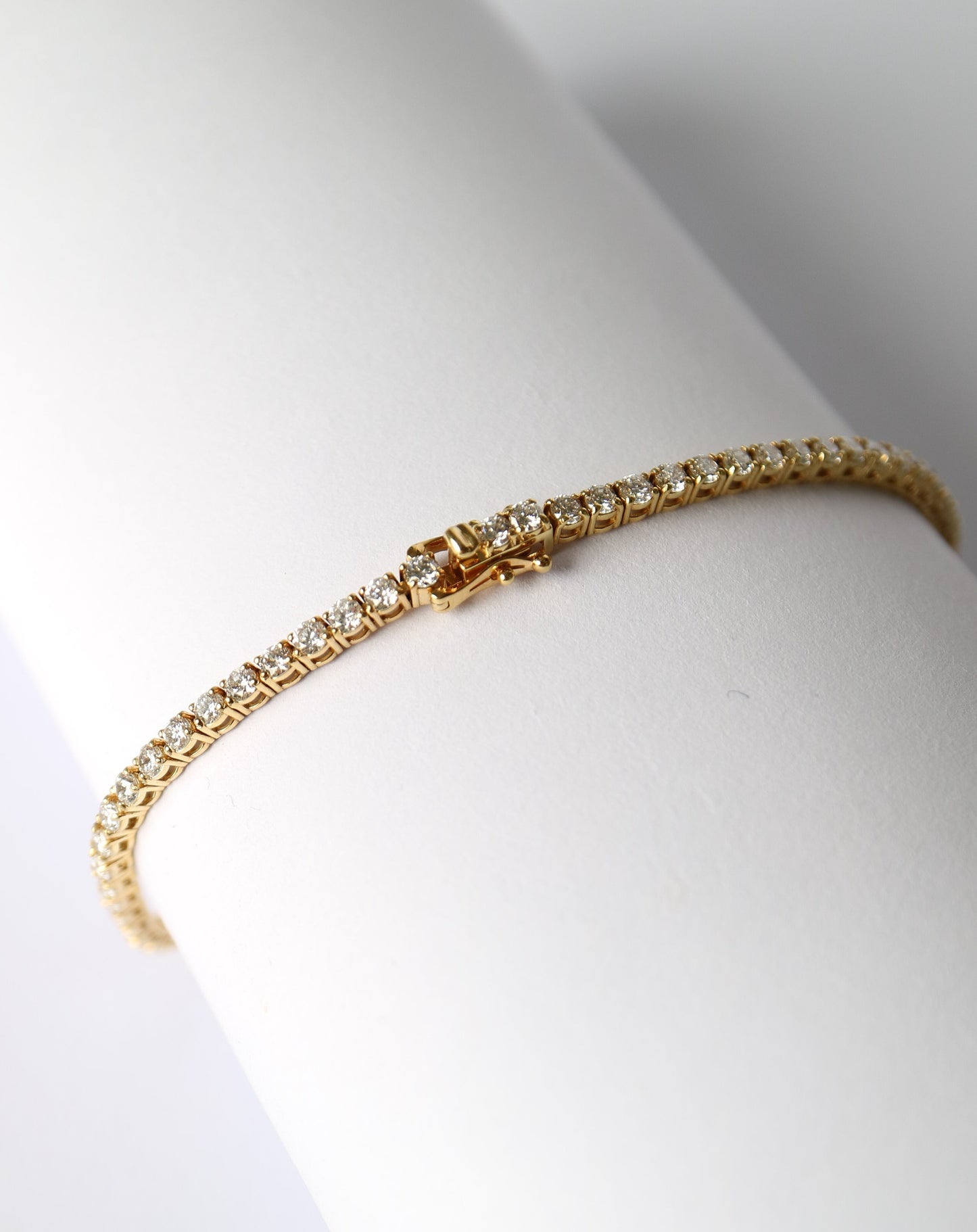 9ct gold Diamond Tennis Bracelet