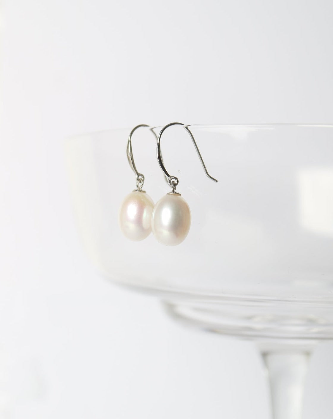 9kt white gold Pearl Earrings