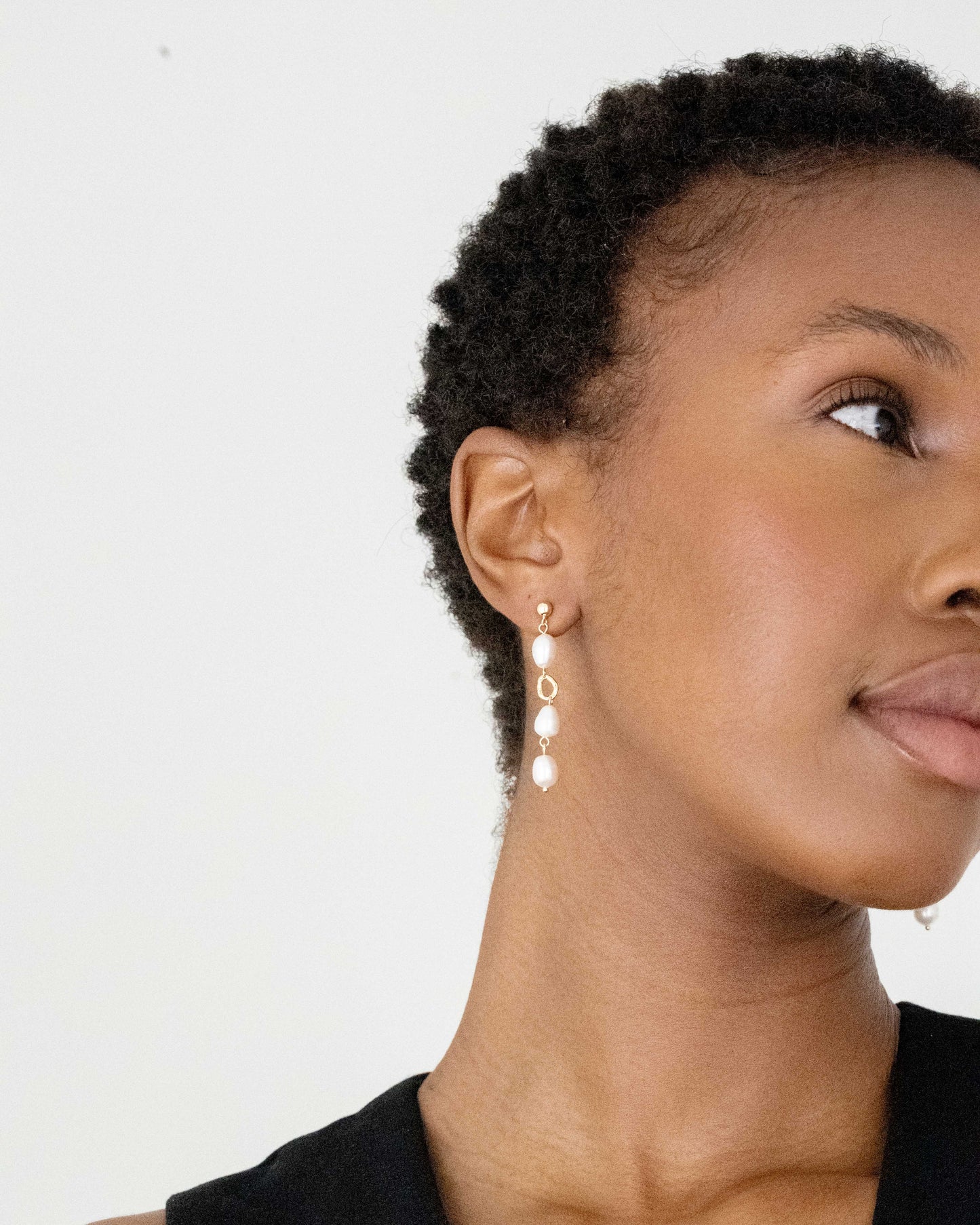 Dangling Pearl Earrings