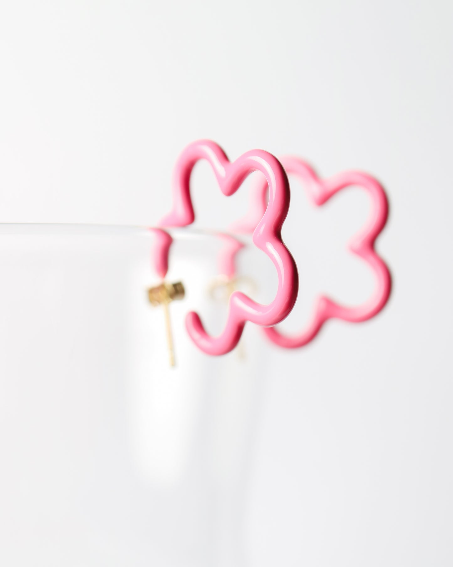 Flower Hoop earrings in pink