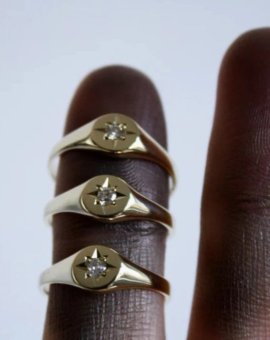 9kt yellow gold diamond star signet ring