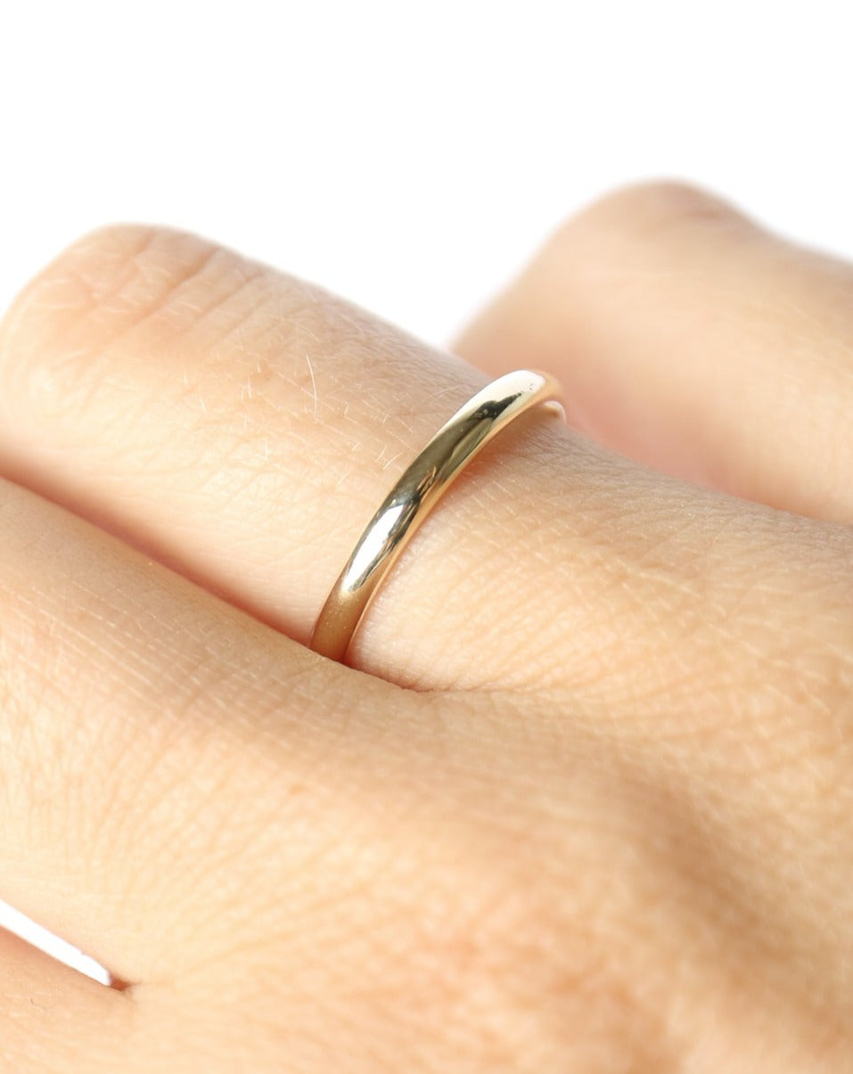 9ct gold Men's Ring Band
