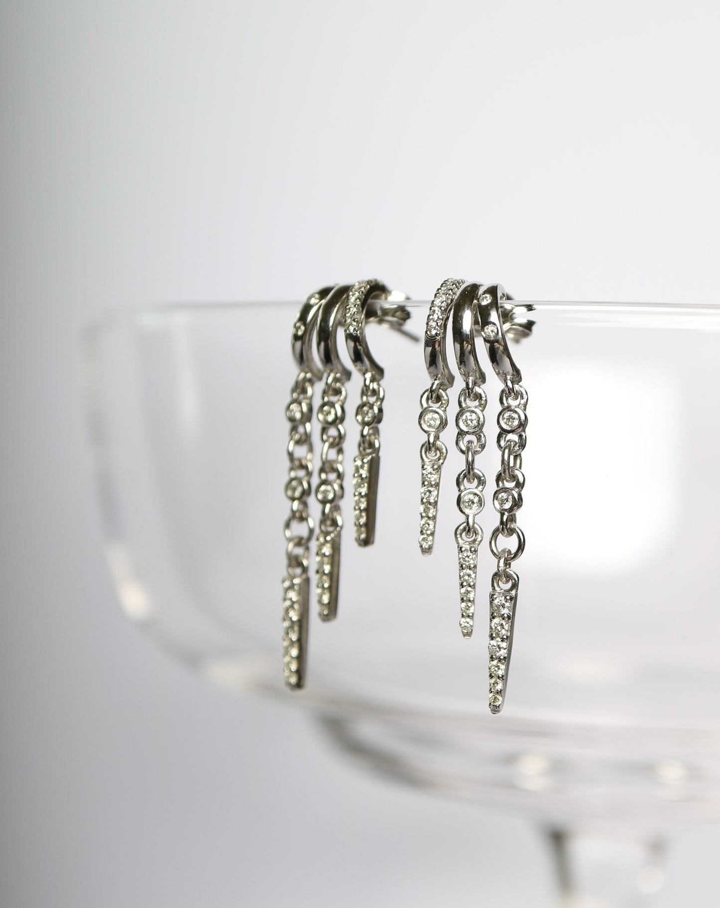 14kt White Gold Diamond Chandelier Earrings