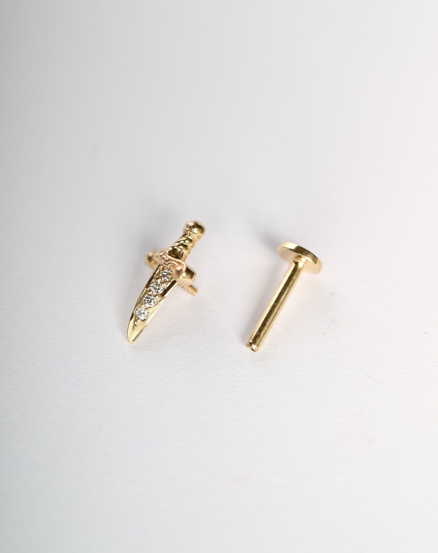 14kt gold Diamond Sword helix piercing flat back