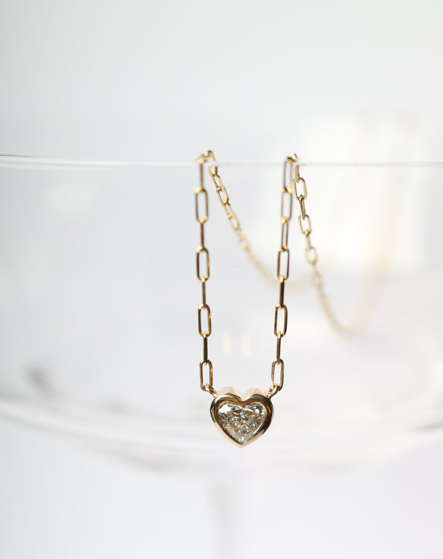 0.5ct diamond heart lab grown paperclip chain 9ct gold