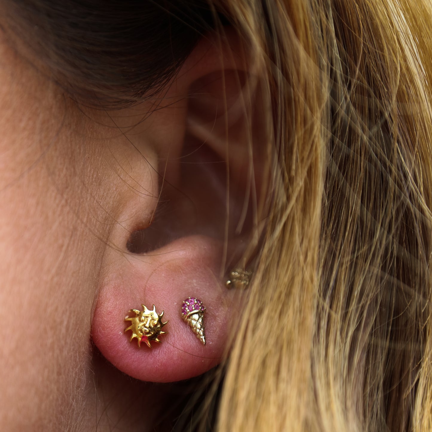 Soleil Studs