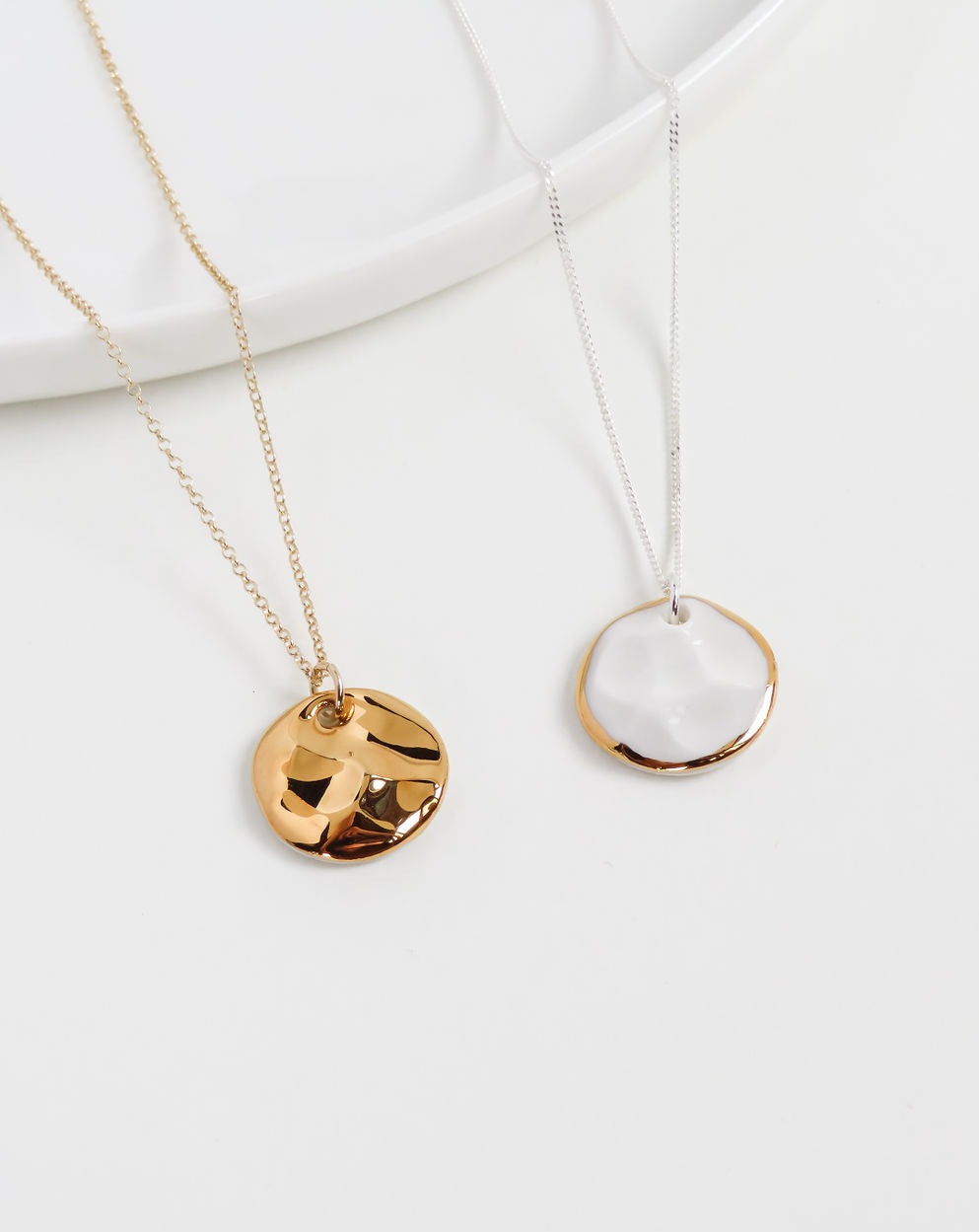 Hammered Necklace in White
