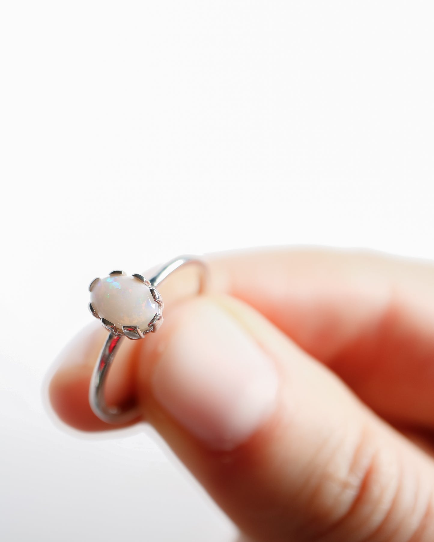 9kt White Gold Opal Crown Ring