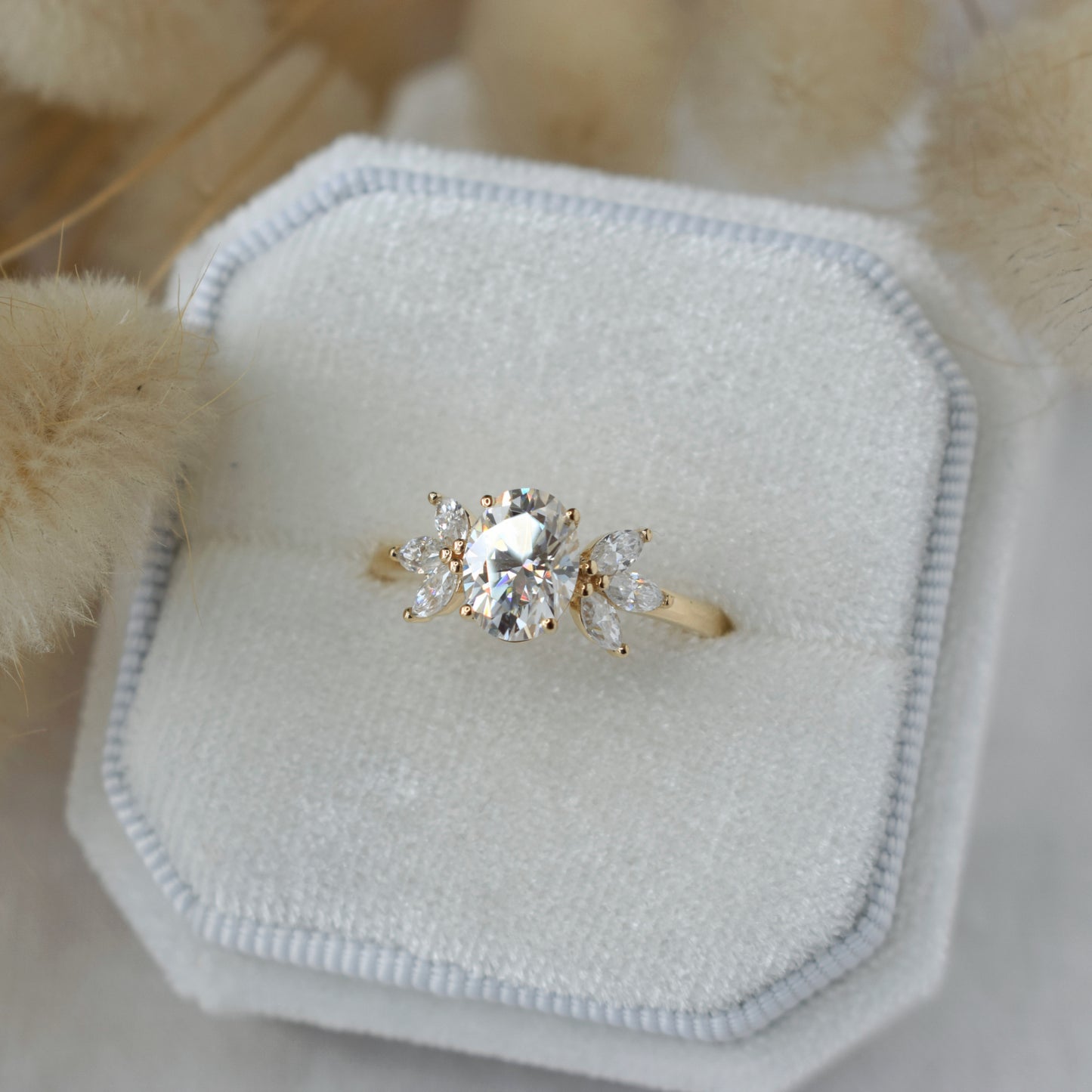 9kt Flutter Ring from Theia Jewellery