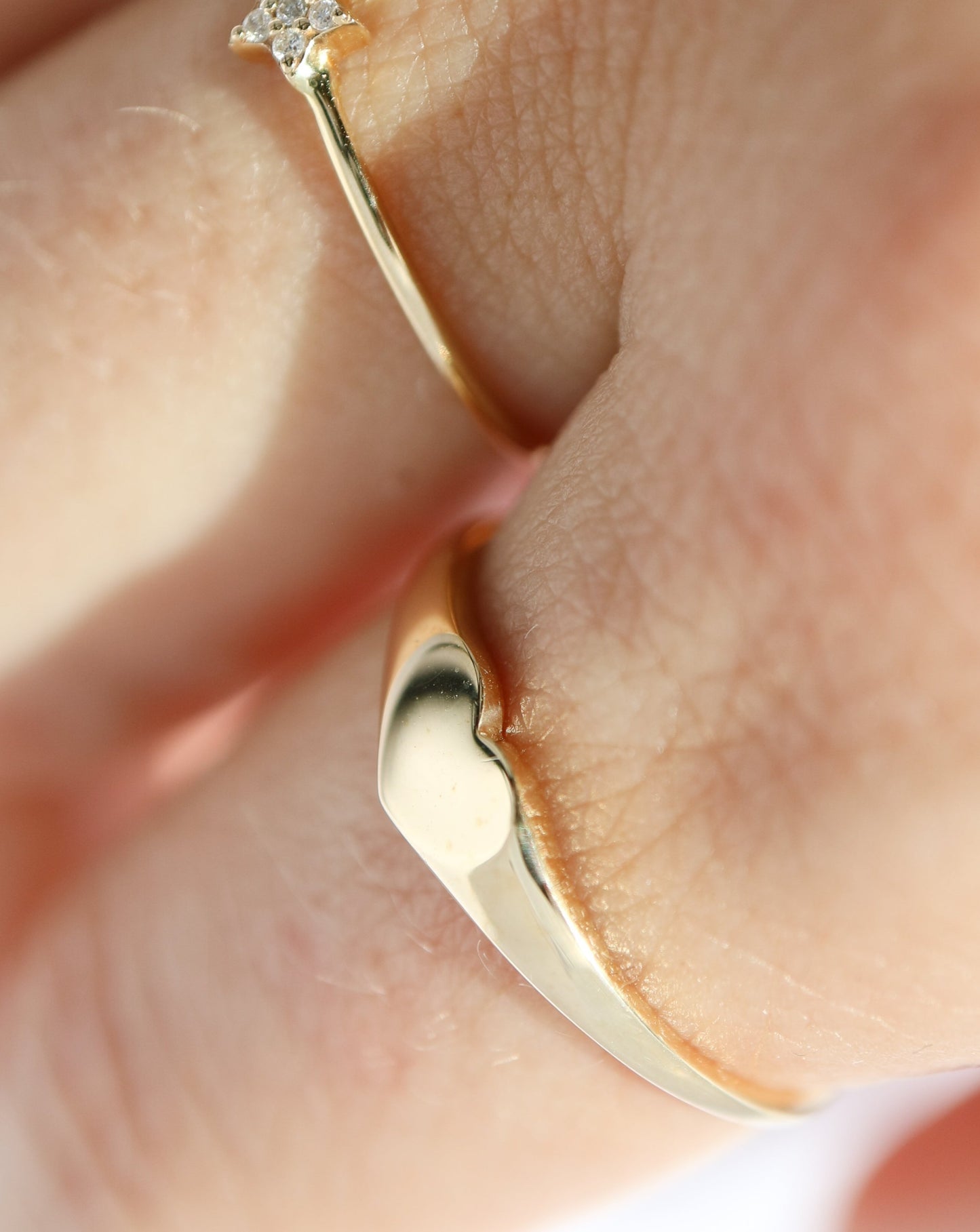 14kt gold Heart Signet Ring