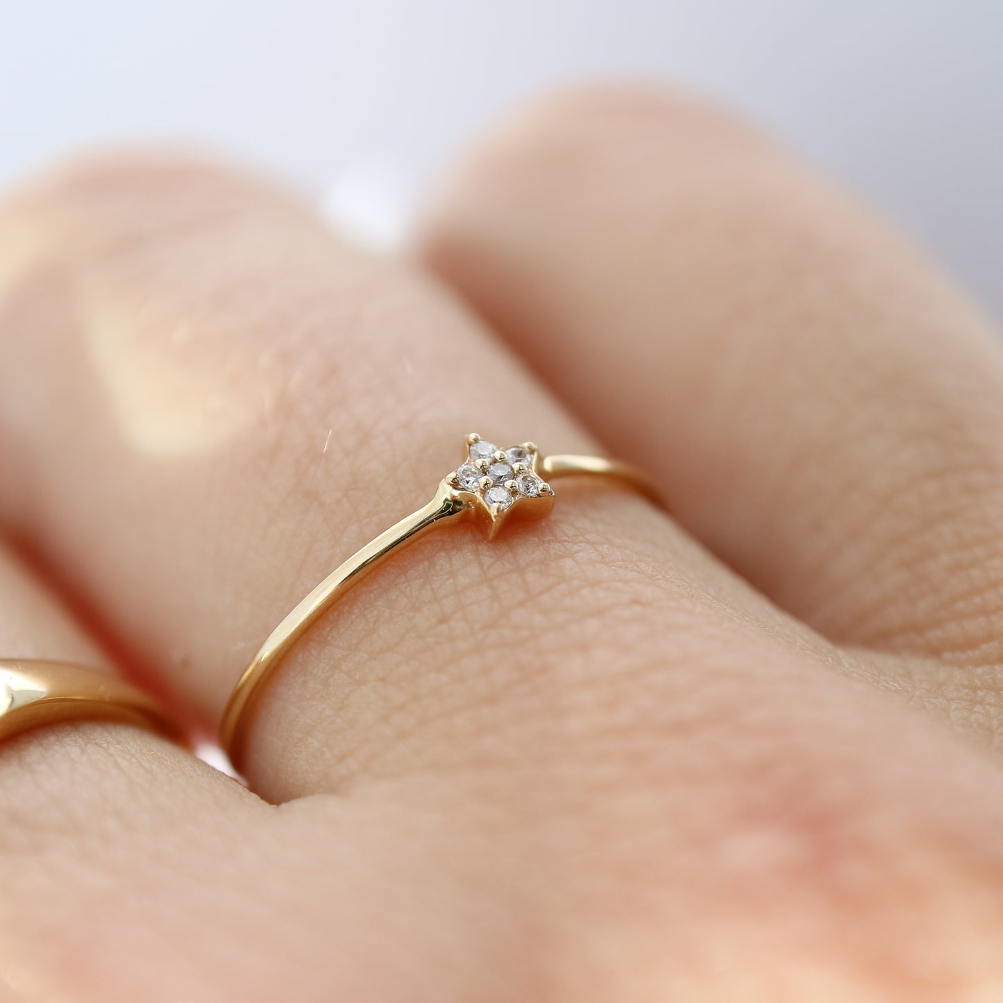 14kt gold Siya Star Diamond Ring