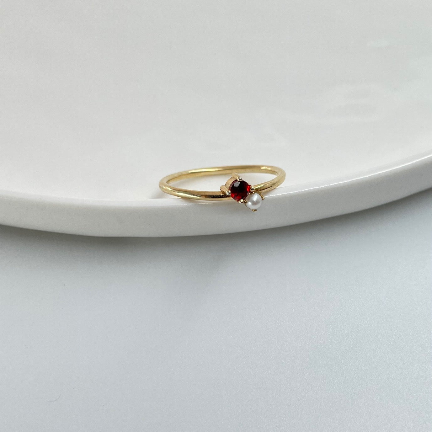 9ct gold Earth and Moon Ring