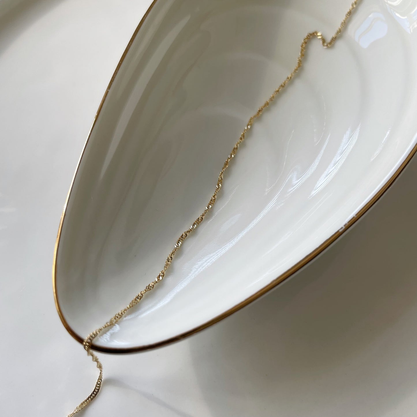 9kt gold Twisted Chain