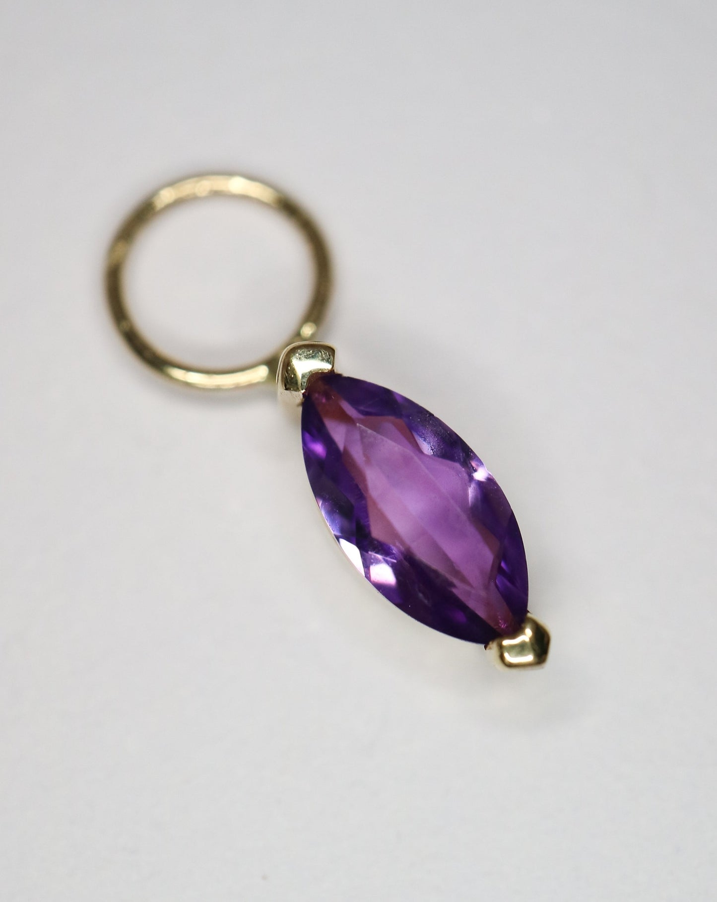 9ct gold amethyst charm