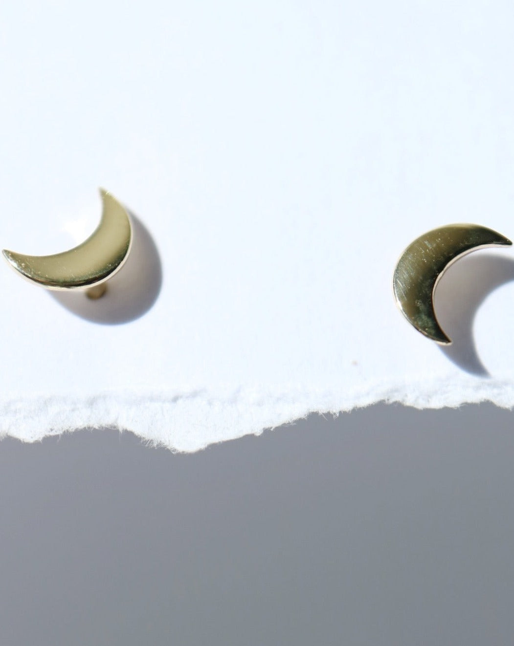 9kt gold Crescent Moon Studs