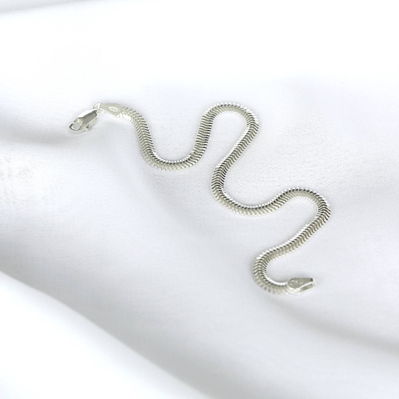 Silver snake chain bracelet