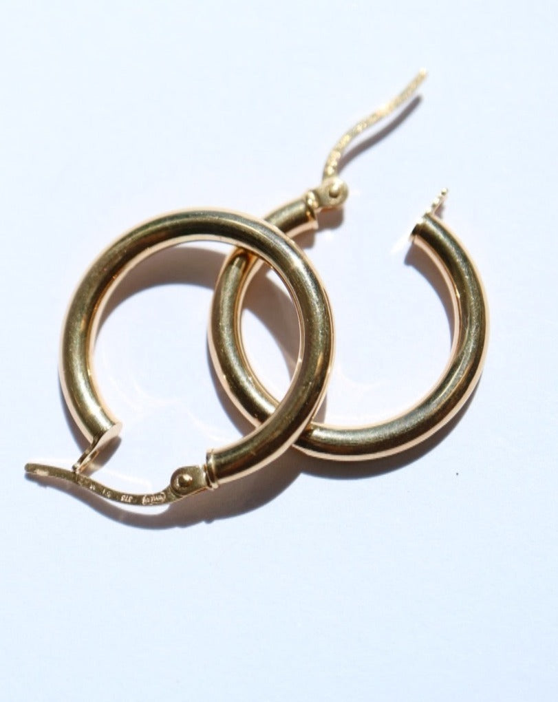 9kt gold Hoop Earrings