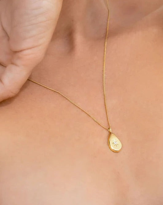 Gold-plated Star Necklace from Meraki Jewellery