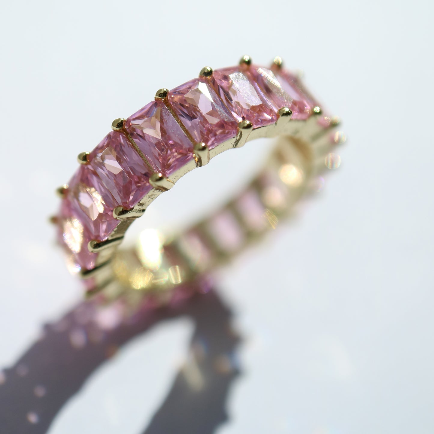 Peachy Baguette ring in pink