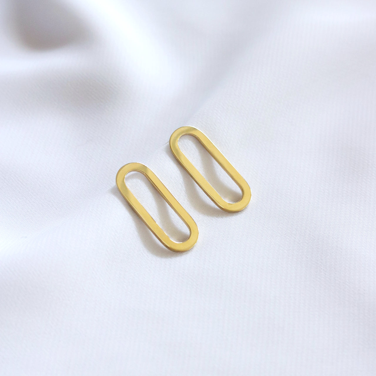 Tyde Earrings in gold