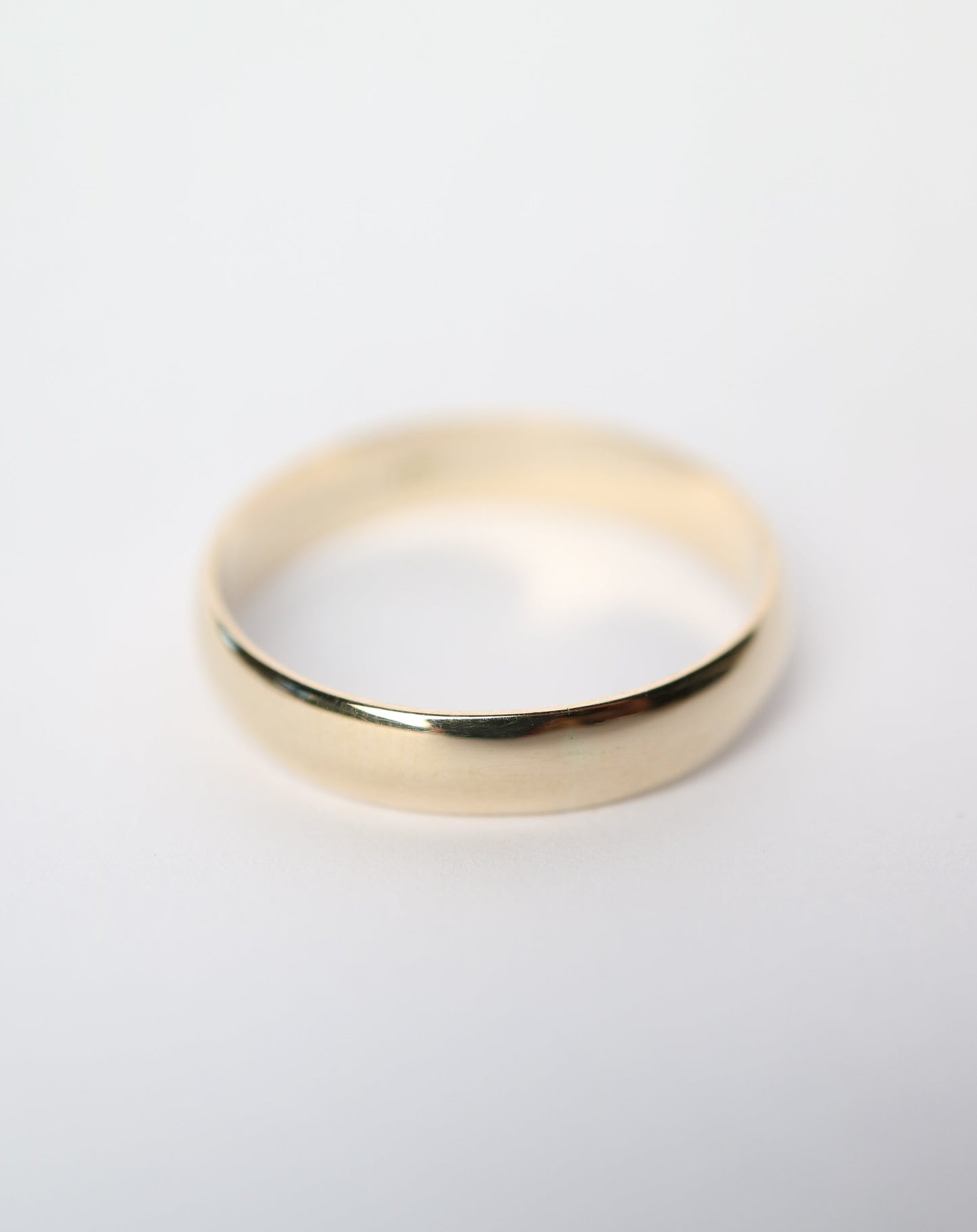 9ct gold Men's ring band 5mm width