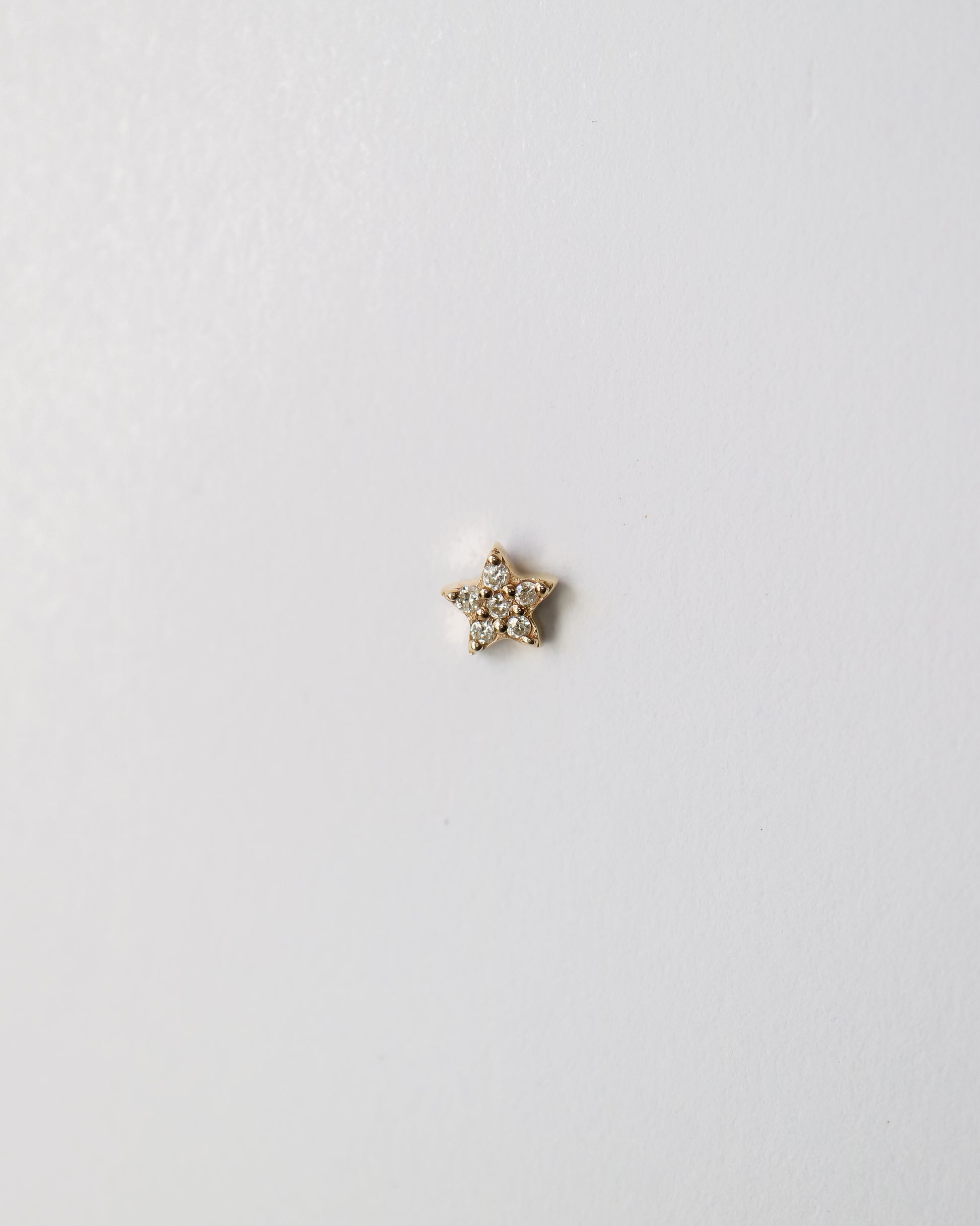 9kt gold Diamond Star Conch Stud – Collective - Main Image