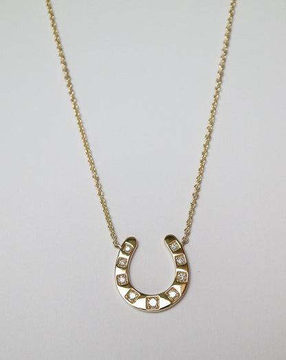 9kt gold and lab grown diamond horseshoe luck pendant necklace