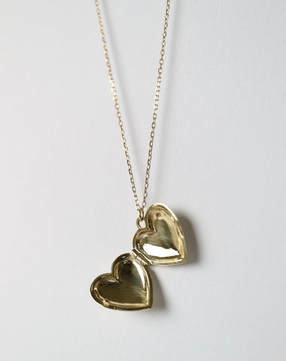 9ct gold Heart Locket Love Jewellery Valentine's Day