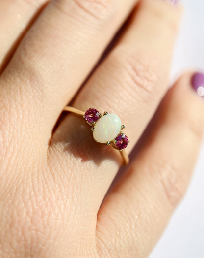 9ct gold ring with opal and pink tourmalines