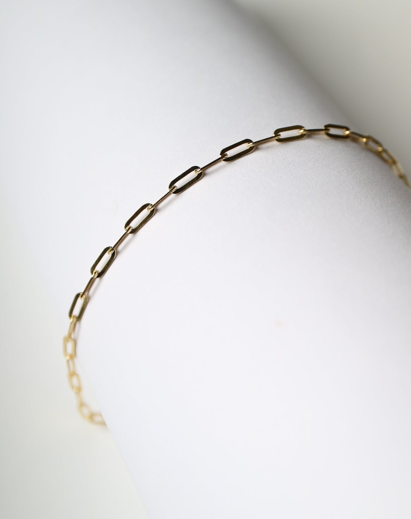 9kt Paperclip Bracelet