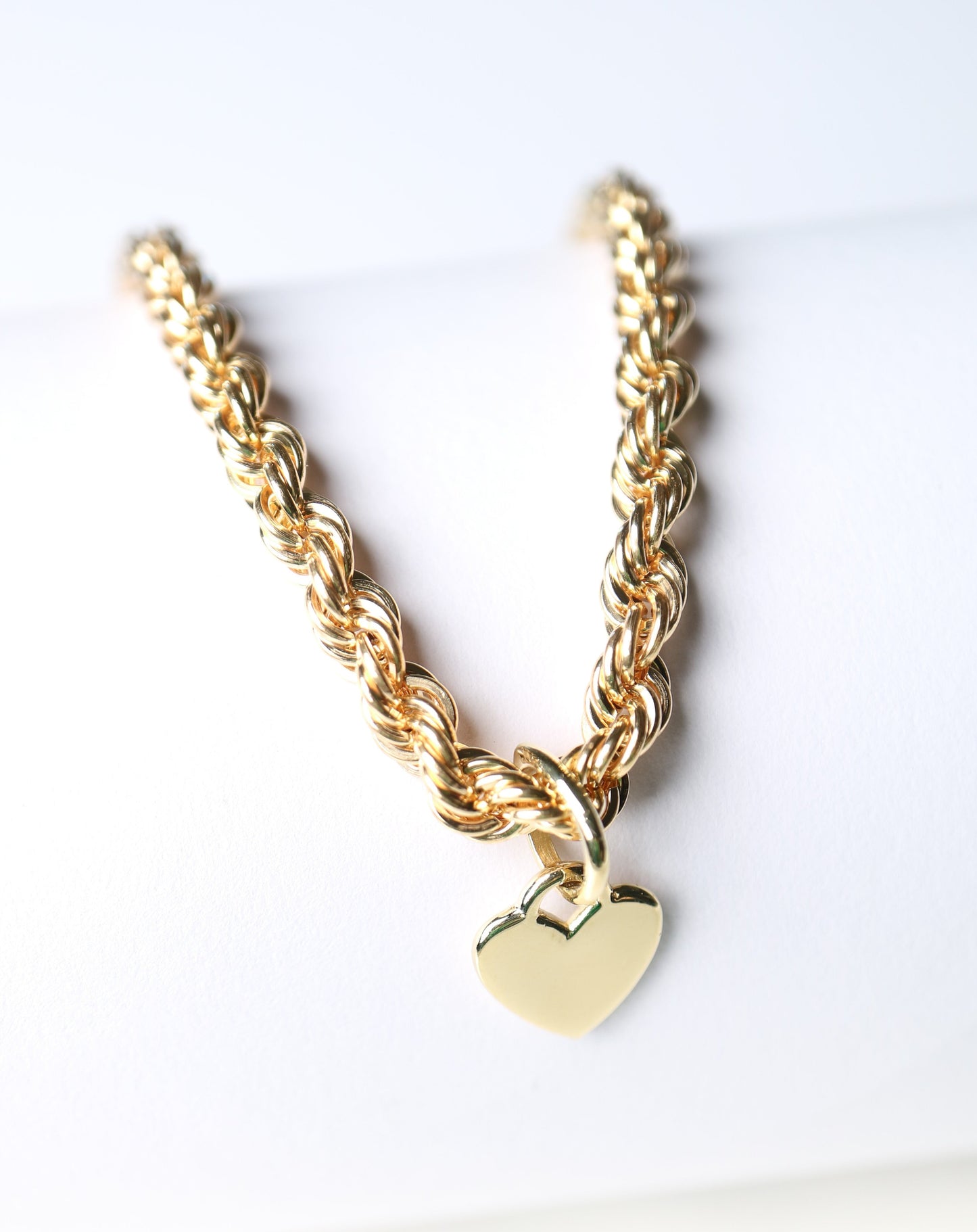 9ct gold chunky rope bracelet with heart charm