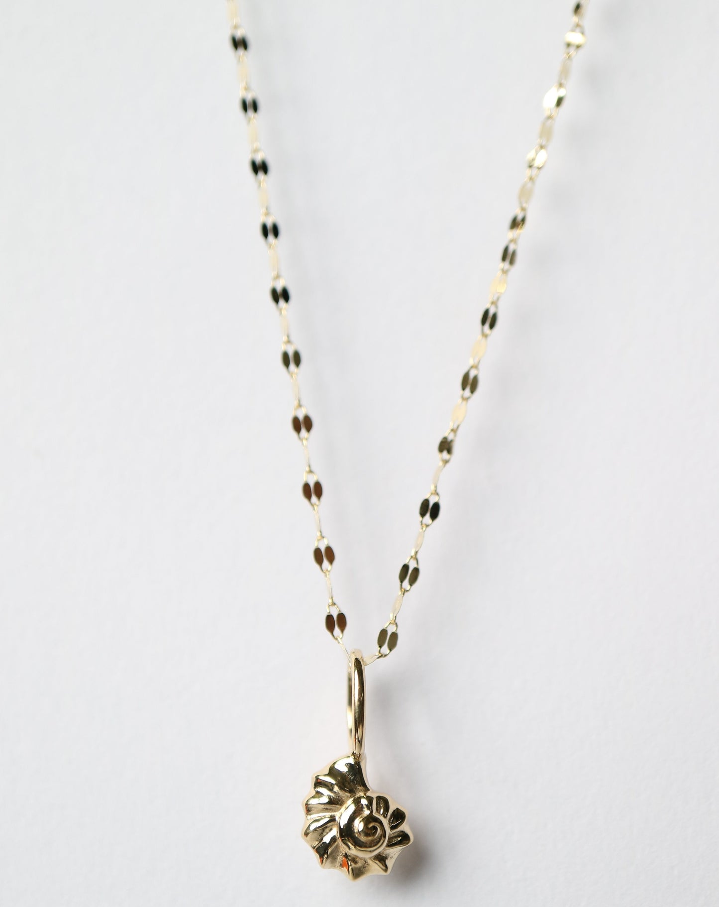 9ct gold Shell Necklace