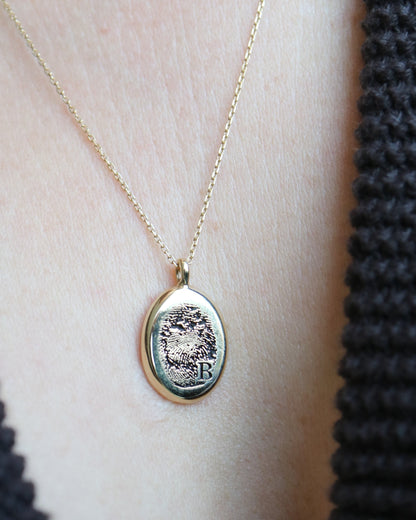 9ct gold Fingerprint Pendant on gold chain