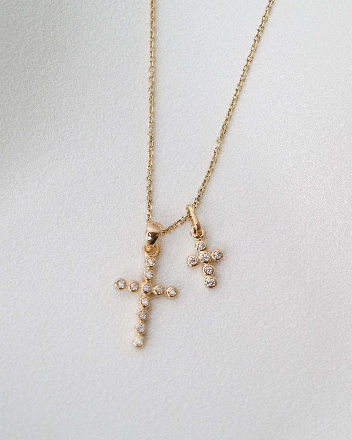 9k gold Crucifix Pendant with diamonds
