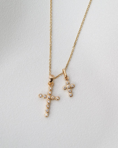9k gold Crucifix Pendant with diamonds