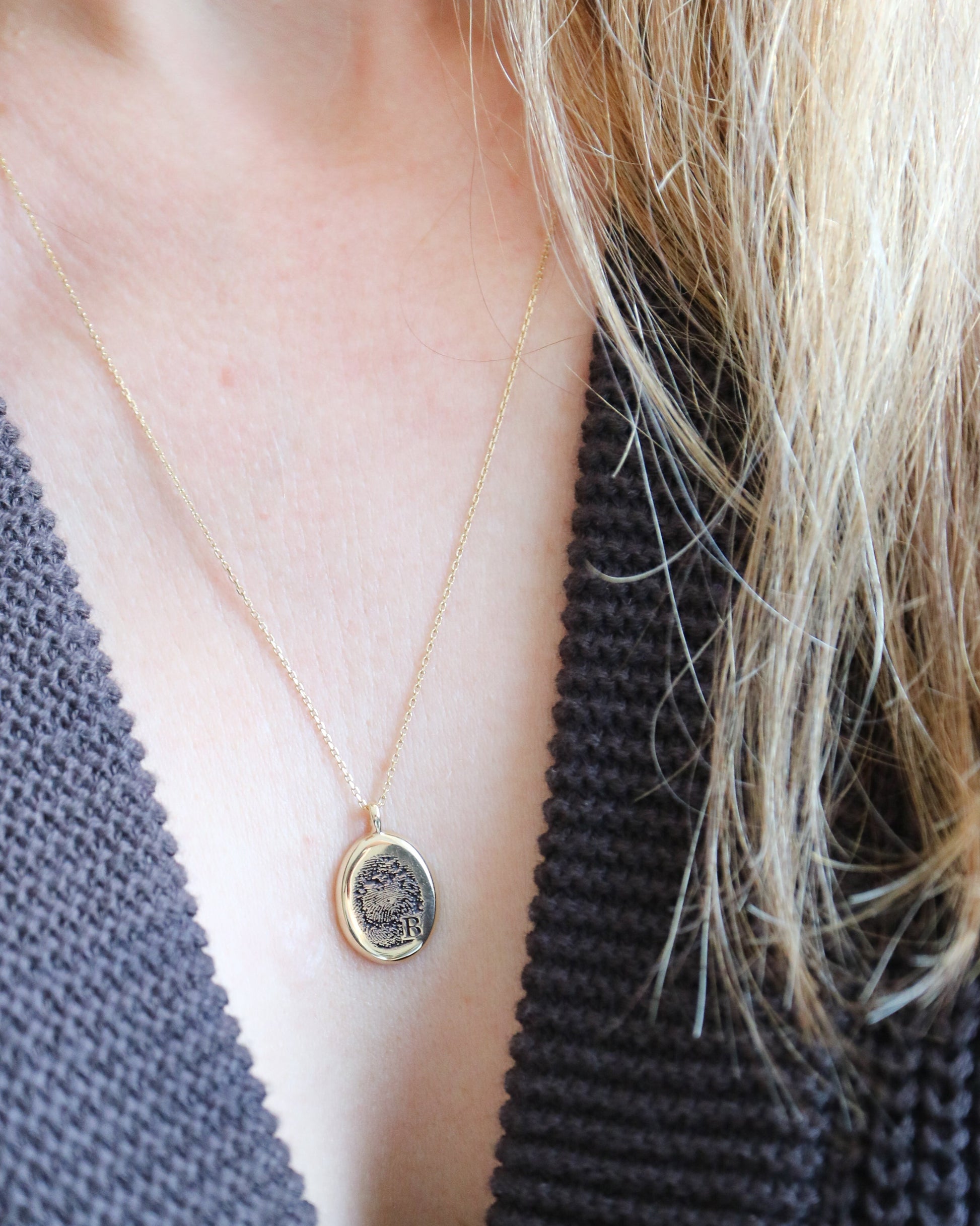 9kt gold Fingerprint Pendant on gold chain