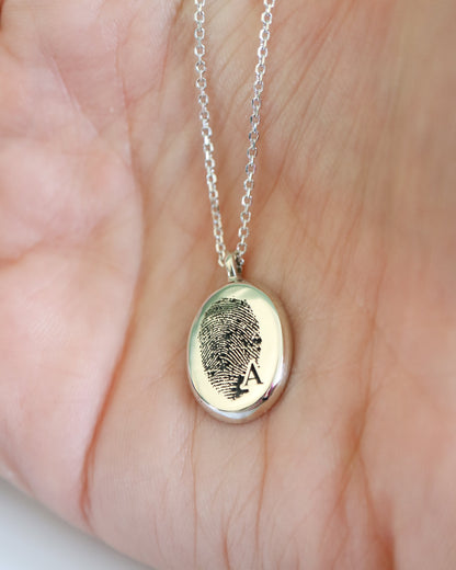 9kt gold Fingerprint Pendant on white gold chain