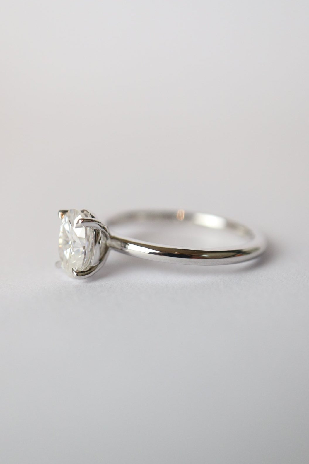 9kt Gold 1ct Oval Solitaire Ring