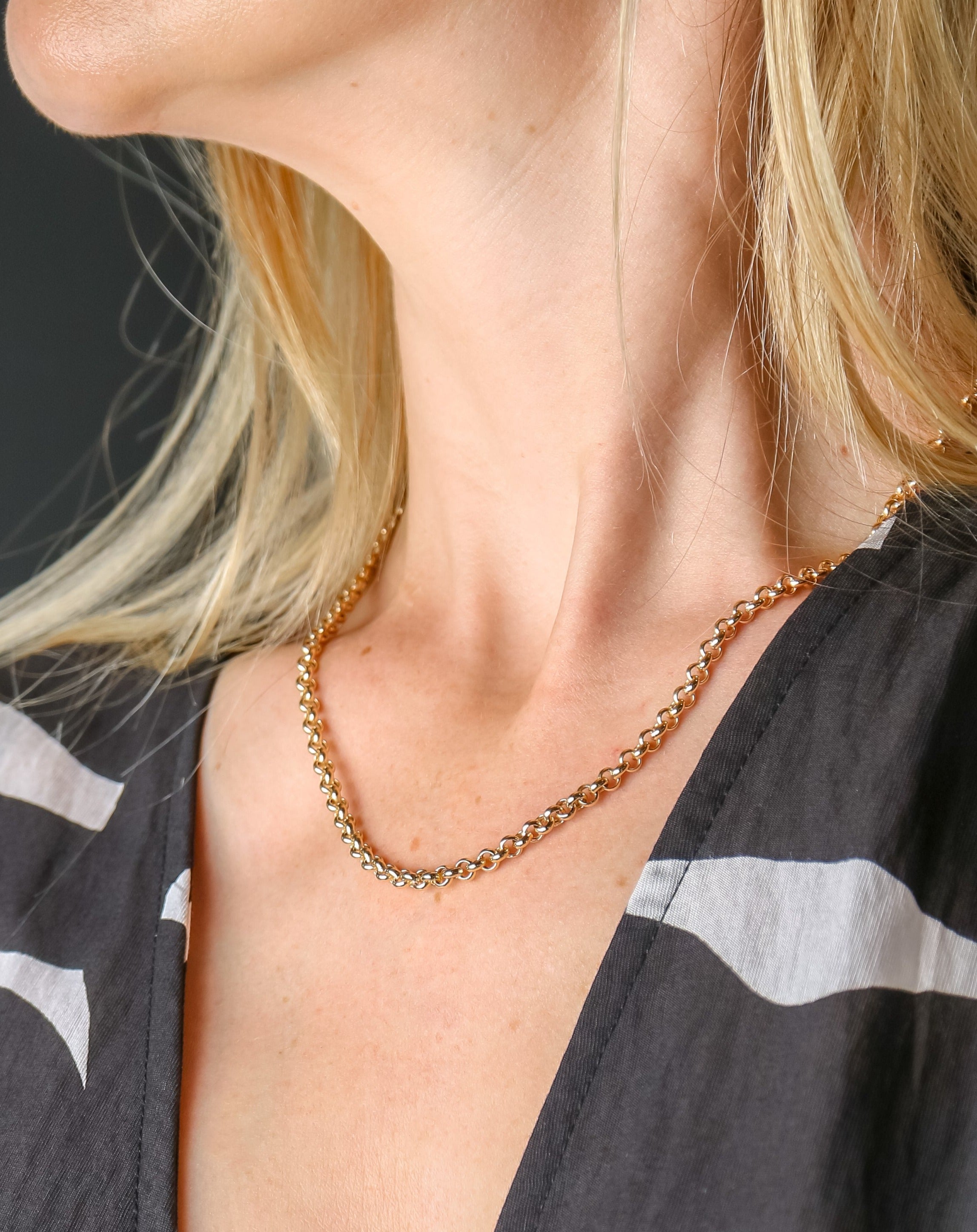 Gold rolo chain on sale necklace