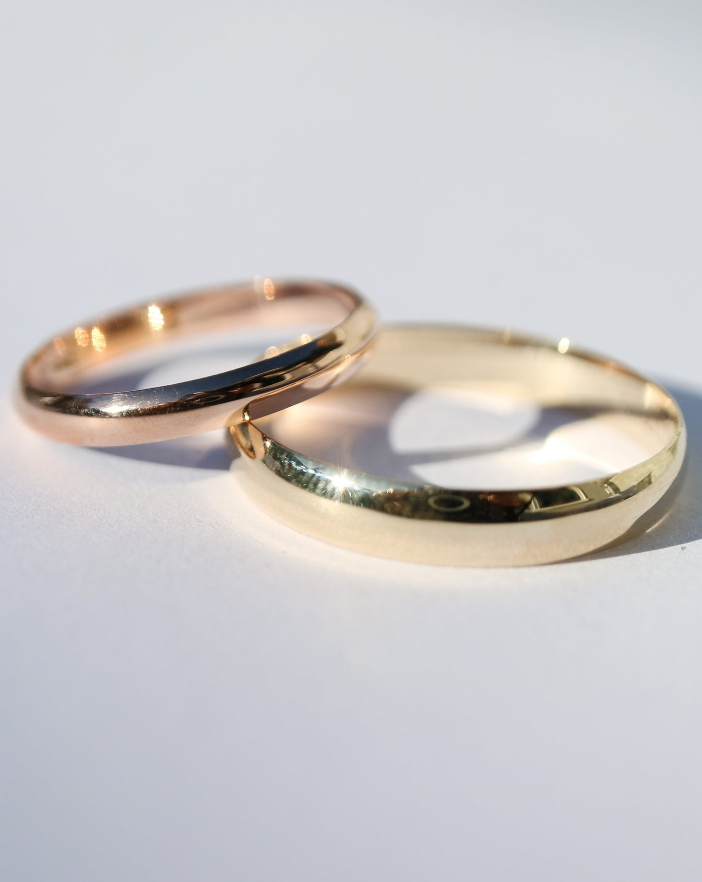 9ct gold men's wedding rings