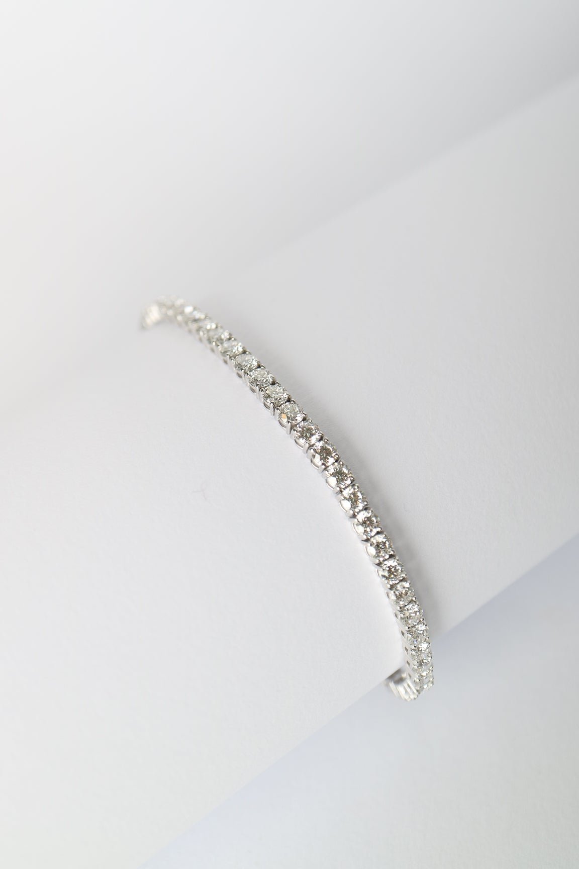 9ct Diamond Tennis Bracelet