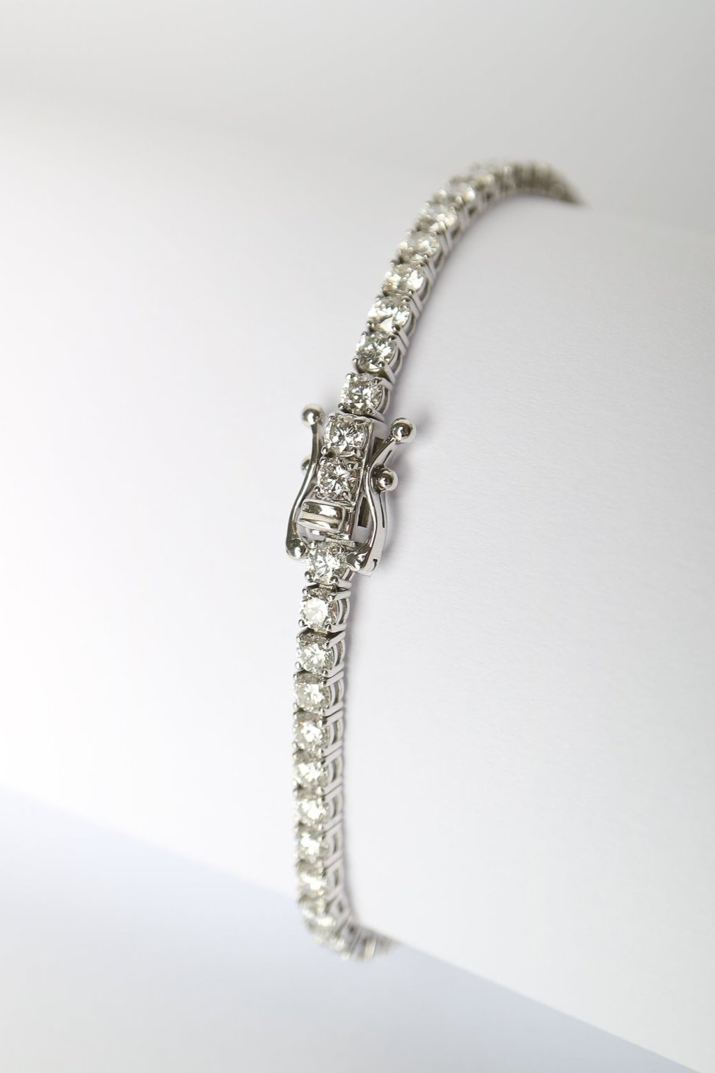 9ct Diamond Tennis Bracelet