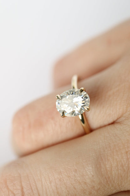 2ct Solitaire Ring