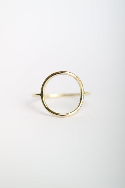 9ct gold Circle Ring