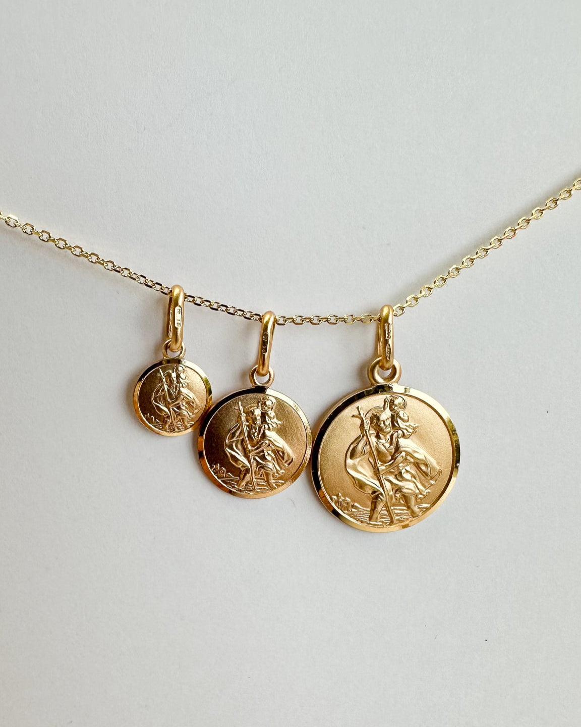 9ct gold St Christopher Medallion Pendant