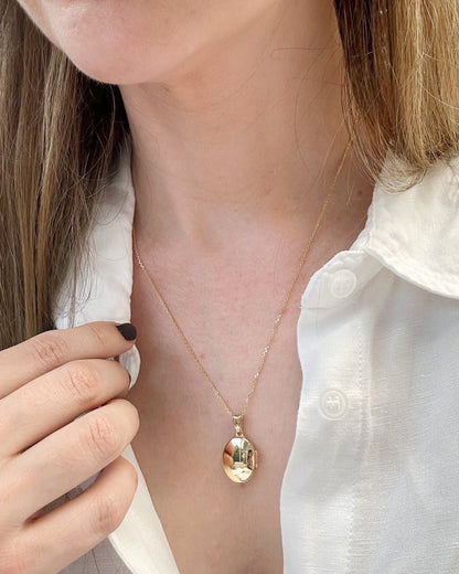 9kt gold Oval Locket Collective Co