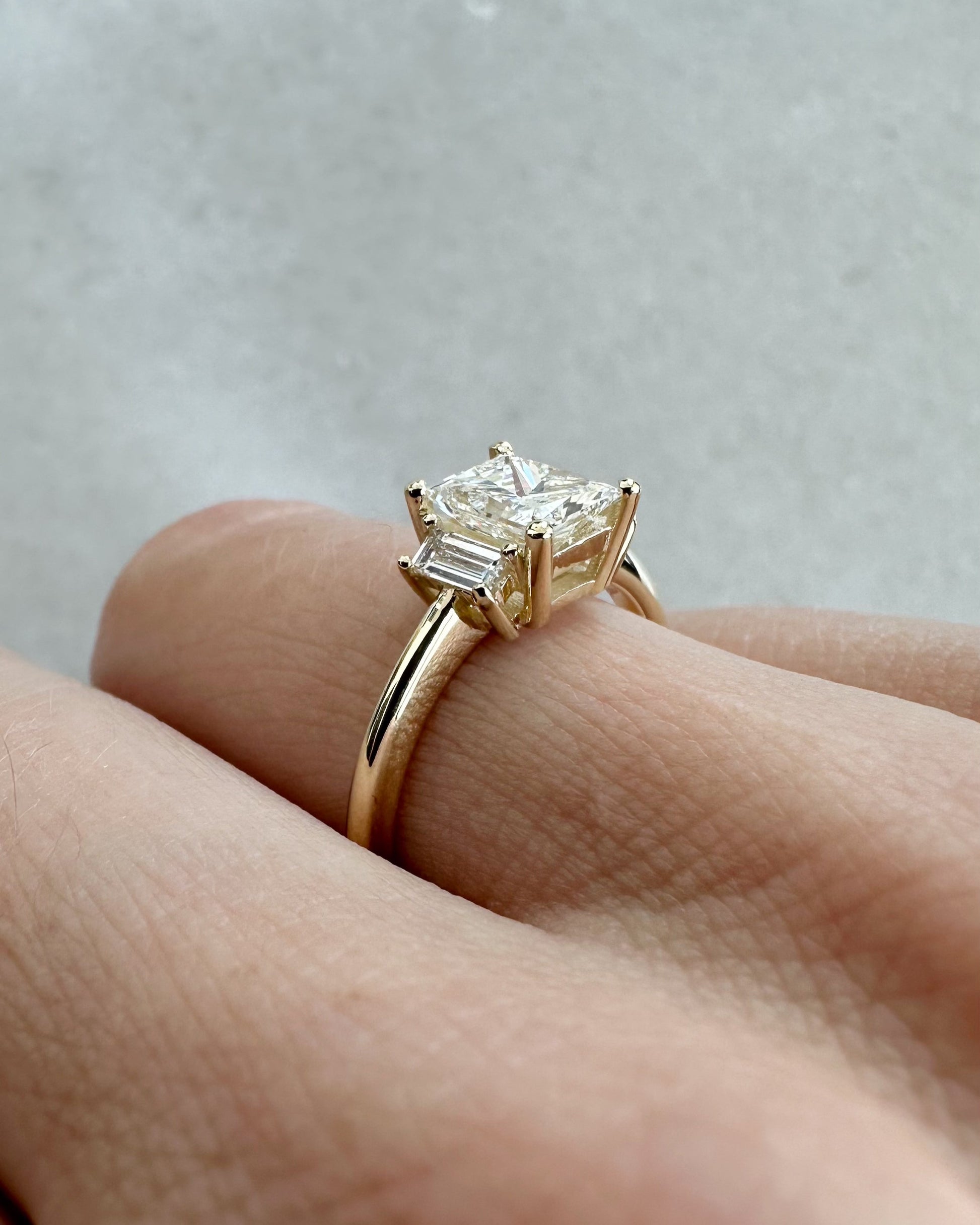 9ct gold and princess diamond engagement ring