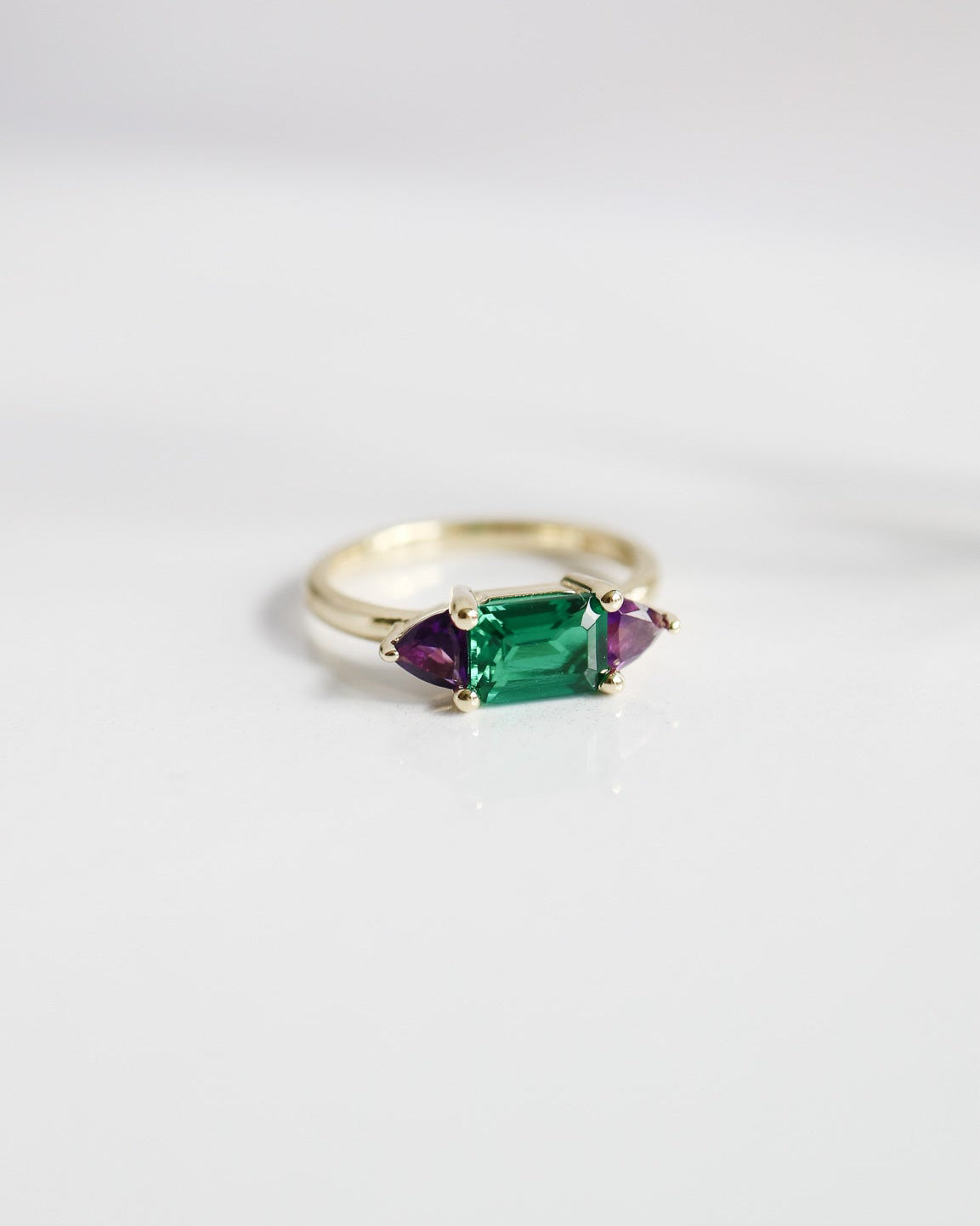 9kt Gold Modern Muse Ring